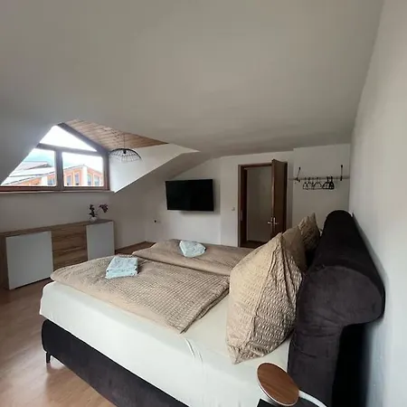 Апартаменти Mountain View